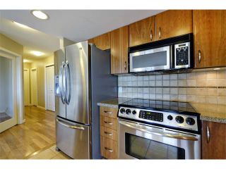 Photo 2: 1102 1088 6 Avenue SW in Calgary: Downtown West End Condo for sale : MLS®# C4004240