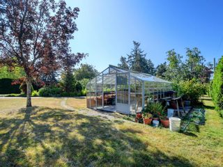 Photo 31: 825 Towner Park Rd in North Saanich: NS Deep Cove House for sale : MLS®# 821434