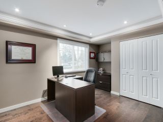Photo 10: 826 COYLTON PLACE in Port Moody: Glenayre House for sale : MLS®# R2042044