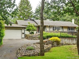 Photo 1: 2906 Tudor Ave in VICTORIA: SE Ten Mile Point House for sale (Saanich East)  : MLS®# 732626