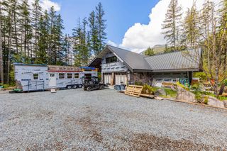 Photo 22: 1050 S RUSTAD Road in Squamish: Upper Squamish House for sale : MLS®# R2683716