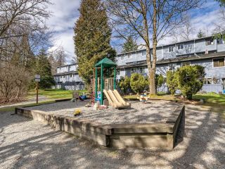 Photo 17: 8346 ASPENWOOD Place in Burnaby: Forest Hills BN Townhouse for sale in "Forest Meadows" (Burnaby North)  : MLS®# R2758034