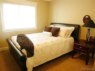 Photo 11: 8 614 Granrose Terr in VICTORIA: Co Latoria Row/Townhouse for sale (Colwood)  : MLS®# 635123