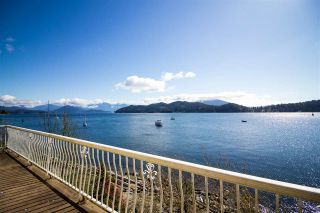 Photo 1: 462 MARINE DRIVE in Gibsons: Gibsons & Area House for sale (Sunshine Coast)  : MLS®# R2457861