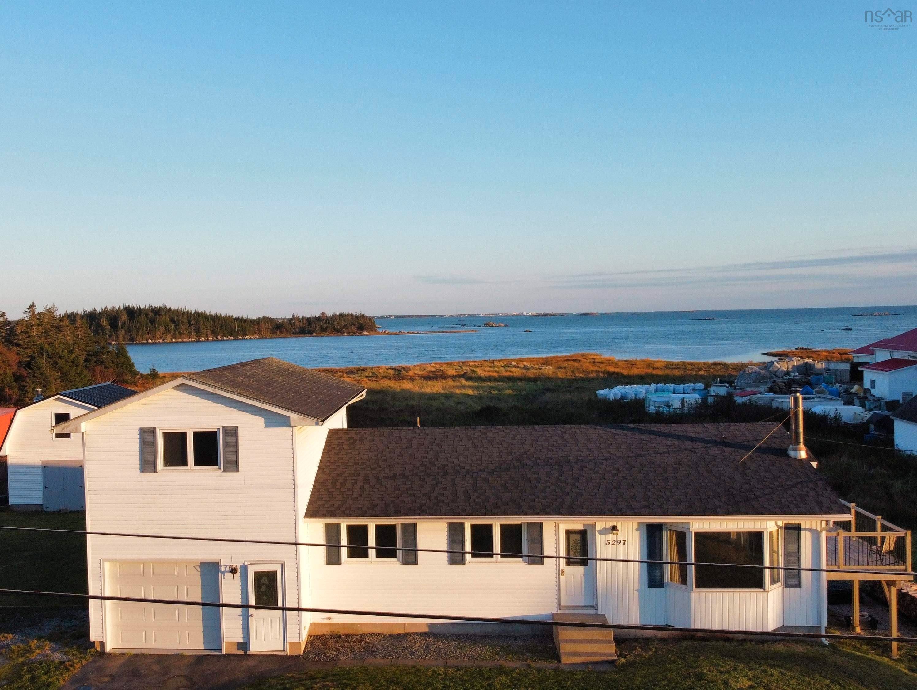 Main Photo: 5297 Highway 3 in Lower Shag Harbour: 407-Shelburne County Residential for sale (South Shore)  : MLS®# 202321515