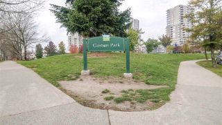 Photo 13: 909 5189 GASTON Street in Vancouver: Collingwood VE Condo for sale (Vancouver East)  : MLS®# R2318292