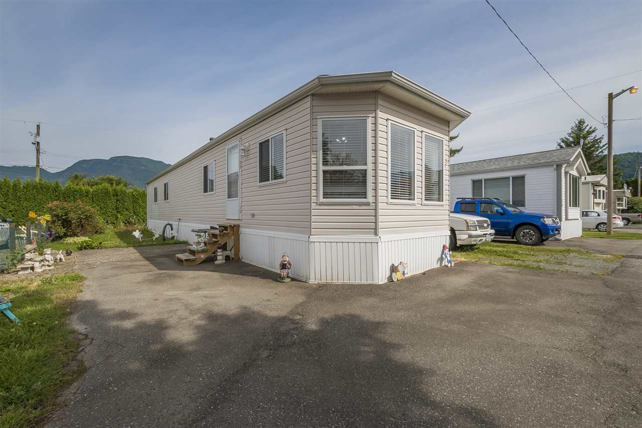 Main Photo: 35 6900 INKMAN ROAD: Agassiz Manufactured Home for sale : MLS®# R2387936