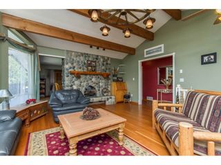 Photo 4: 39170 OLD YALE Road in Abbotsford: Sumas Prairie House for sale in "ARNOLD" : MLS®# R2197988