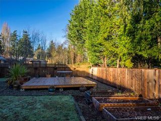 Photo 19: 910 Violet Ave in VICTORIA: SW Marigold House for sale (Saanich West)  : MLS®# 718525