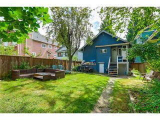 Photo 19: 2041 E 1ST Avenue in Vancouver: Grandview VE House for sale in "COMMERCIAL DRIVE" (Vancouver East)  : MLS®# V1079697