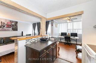 Photo 10: 703 530 Lolita Gardens in Mississauga: Mississauga Valleys Condo for sale : MLS®# W8254778