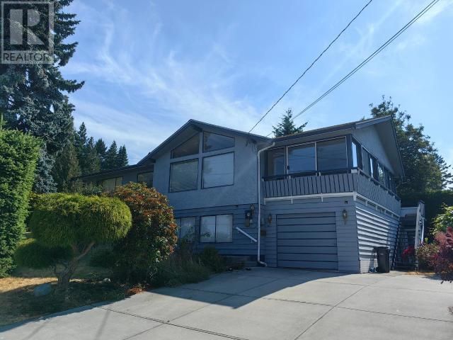 Main Photo: 3298 VANANDA AVE in Powell River: House for sale : MLS®# 17436
