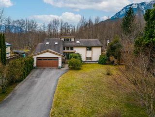 Photo 28: 1545 EAGLE RUN Drive in Squamish: Brackendale House for sale in "Brackendale" : MLS®# R2762308