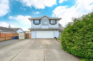 Photo 3: 3373 198A Street in Langley: Brookswood Langley House for sale : MLS®# R2689430