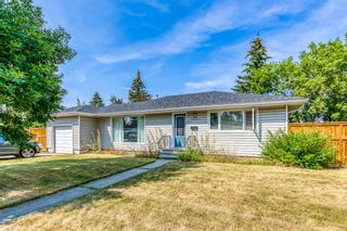 Photo 1: 4024 26 Avenue SW in Calgary: Glendale Detached for sale : MLS®# A1252233