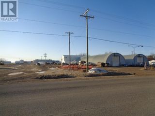 Photo 1: 5704 54 Avenue in Taber: Industrial for sale : MLS®# A1004240