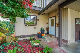 Photo 1: 25 32870 BEVAN Way in Abbotsford: Central Abbotsford Townhouse for sale in "CENTENNIAL GARDENS" : MLS®# R2631889