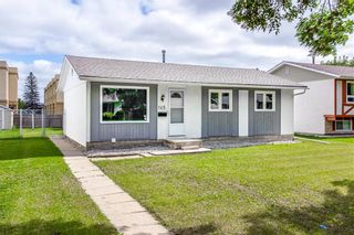 Photo 1: 145 George Suttie Bay in Winnipeg: East Kildonan Residential for sale (3B)  : MLS®# 202221105