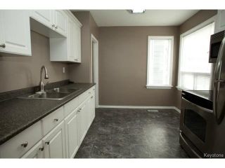 Photo 3: 98 Hill Street in WINNIPEG: St Boniface Residential for sale (South East Winnipeg)  : MLS®# 1427525