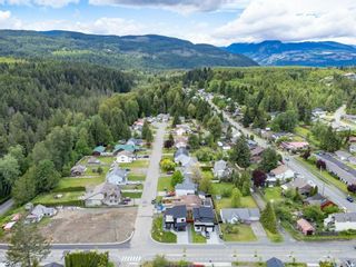 Photo 41: 3239 Sutton Ave in Cumberland: CV Cumberland House for sale (Comox Valley)  : MLS®# 907614