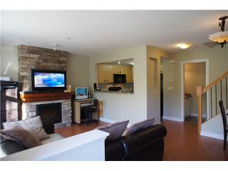 Photo 2: 32 7428 SOUTHWYNDE Avenue in Burnaby: South Slope Townhouse for sale in "LEDGESTONE 2" (Burnaby South)  : MLS®# V1000912
