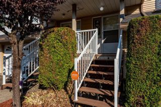 Photo 4: 75 3087 IMMEL Street in Abbotsford: Central Abbotsford Townhouse for sale in "Clayburn Estates" : MLS®# R2727621