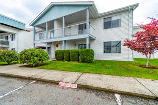 Photo 1: 40 32691 GARIBALDI Drive in Abbotsford: Abbotsford West Townhouse for sale in "CARRIAGE LANE" : MLS®# R2629679