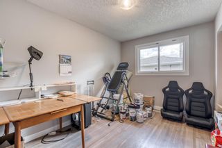 Photo 11: 511 Hunterplain Hill NW in Calgary: Huntington Hills Detached for sale : MLS®# A1237145
