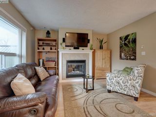 Photo 9: 106 2721 Jacklin Rd in VICTORIA: La Langford Proper Row/Townhouse for sale (Langford)  : MLS®# 833340