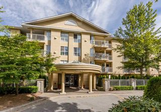 Photo 1: 405 13727 74 Avenue in Surrey: East Newton Condo for sale in "Kings Court" : MLS®# R2201896