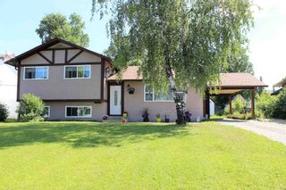 Photo 1: 46 OSPIKA Drive in Mackenzie: Mackenzie -Town House for sale (Mackenzie (Zone 69))  : MLS®# R2599573