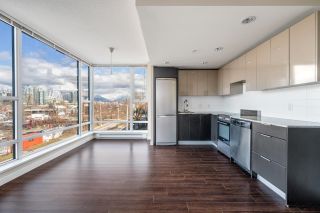 Photo 2: 408 1919 WYLIE Street in Vancouver: False Creek Condo for sale (Vancouver West)  : MLS®# R2856653