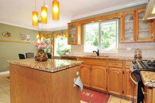 Photo 6: 2807 RAMBLER WAY in Coquitlam: Scott Creek House for sale : MLS®# R2178709