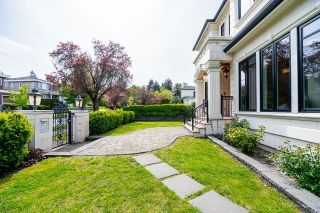 Photo 3: 2653 MCBAIN Avenue in Vancouver: Quilchena House for sale (Vancouver West)  : MLS®# R2878858