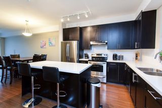 Photo 4: 95 9525 204 Street in Langley: Walnut Grove Townhouse for sale in "Time" : MLS®# R2104741