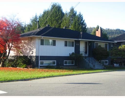 Main Photo: 639 Elmwood Street in Coquitlam: Coquitlam West House for sale : MLS®# v798304