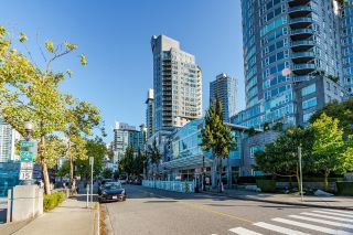 Photo 5: 2202 535 NICOLA Street in Vancouver: Coal Harbour Condo for sale (Vancouver West)  : MLS®# R2659611