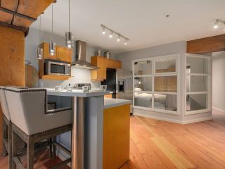 Photo 6: 309 1178 HAMILTON Street in Vancouver: Yaletown Condo for sale in "THE HAMILTON" (Vancouver West)  : MLS®# R2086797