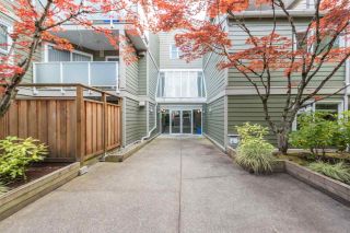 Photo 1: 304 518 THIRTEENTH Street in New Westminster: Uptown NW Condo for sale in "Coventry Court" : MLS®# R2480354