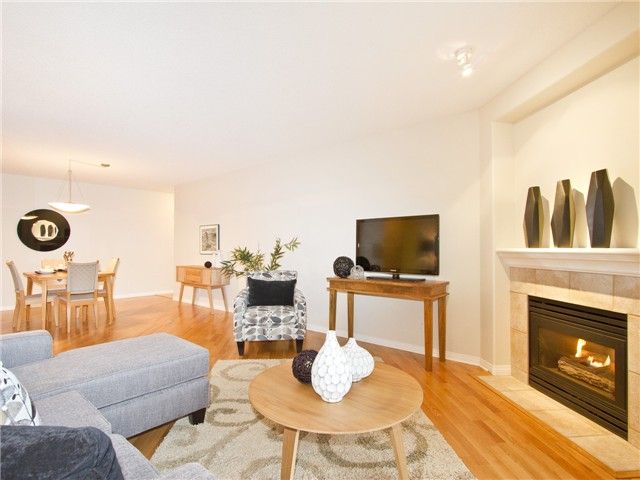 Main Photo: 706 1575 W 10TH Avenue in Vancouver: Fairview VW Condo for sale in "THE TRITON" (Vancouver West)  : MLS®# V1020833
