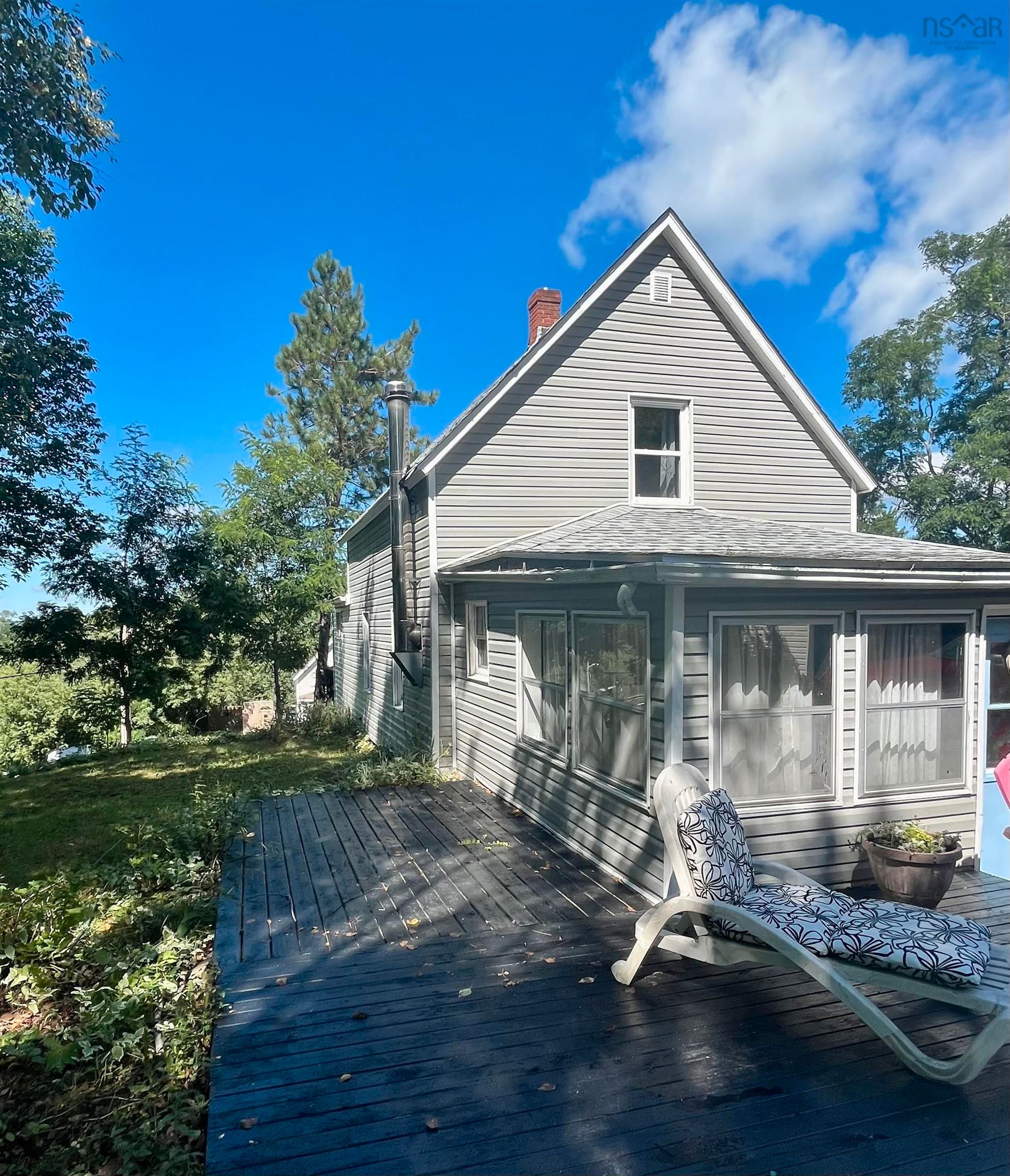 Main Photo: 22 Hillside Road in Hillside: 108-Rural Pictou County Residential for sale (Northern Region)  : MLS®# 202220476