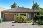 Main Photo: 109 2829 Arbutus Rd in Saanich: SE Ten Mile Point Row/Townhouse for sale (Saanich East)  : MLS®# 955494
