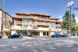 Photo 1: 302 2138 OLD DOLLARTON Road in North Vancouver: Seymour NV Condo for sale in "Maplewood North" : MLS®# R2260543