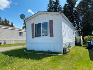 Photo 1: 5 208 EIGHTH Street in 100 Mile House: 100 Mile House - Town Manufactured Home for sale in "Scenic Place Mobile Home Park" : MLS®# R2760713