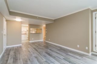 Photo 6: 1405 10523 UNIVERSITY Drive in Surrey: Whalley Condo for sale in "GRANDVIEW COURT" (North Surrey)  : MLS®# R2488510