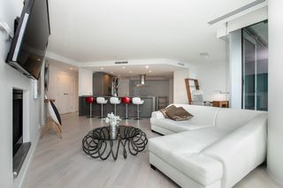 Photo 4: 1901 1111 ALBERNI Street in Vancouver: West End VW Condo for sale in "LIVING SHANGRI-LA" (Vancouver West)  : MLS®# R2843373