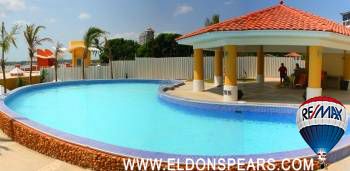 Playa Serena, Gorgona real estate - Pool & social area