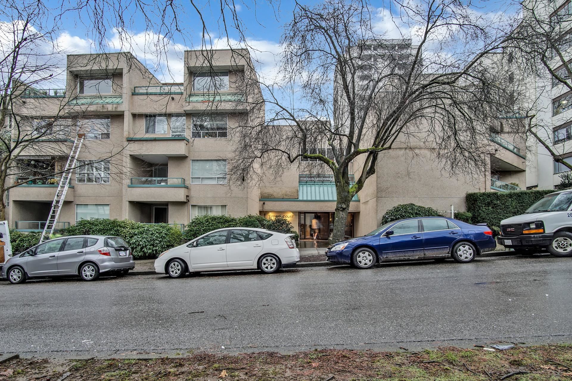 Main Photo: 311 1345 COMOX Street in Vancouver: West End VW Condo for sale in "TIFFANY COURT" (Vancouver West)  : MLS®# R2769407