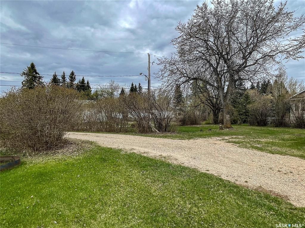 Main Photo: 211 Centre Avenue in Meadow Lake: Lot/Land for sale : MLS®# SK885880