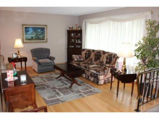 Photo 4: 695 Elmhurst Road in WINNIPEG: Charleswood Residential for sale (South Winnipeg)  : MLS®# 1410875